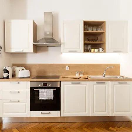 Apartment Codelli Deluxe Centre