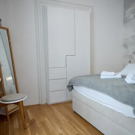 Codelli Deluxe Centre Apartment Ljubljana