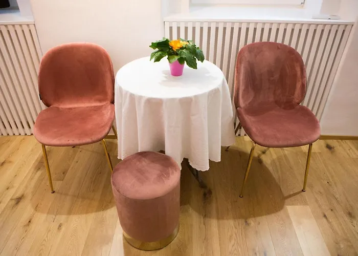 Codelli Deluxe Centre Apartment *